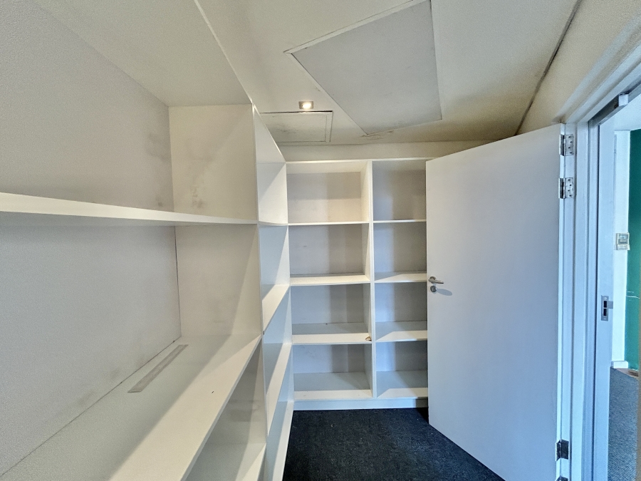 To Let Commercial Property for Rent in De Waterkant Western Cape